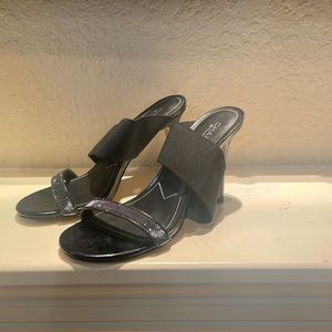 NWT Charles by Charles David, size 8, high heeled black sandals